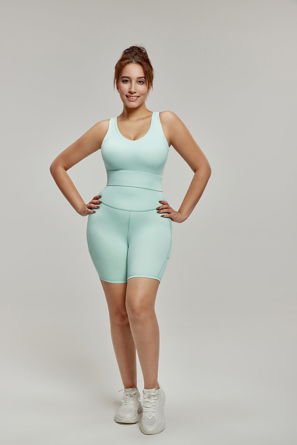 Shock-proof fixed cup to cover secondary breasts, enlarged yoga wear bra fitness vest